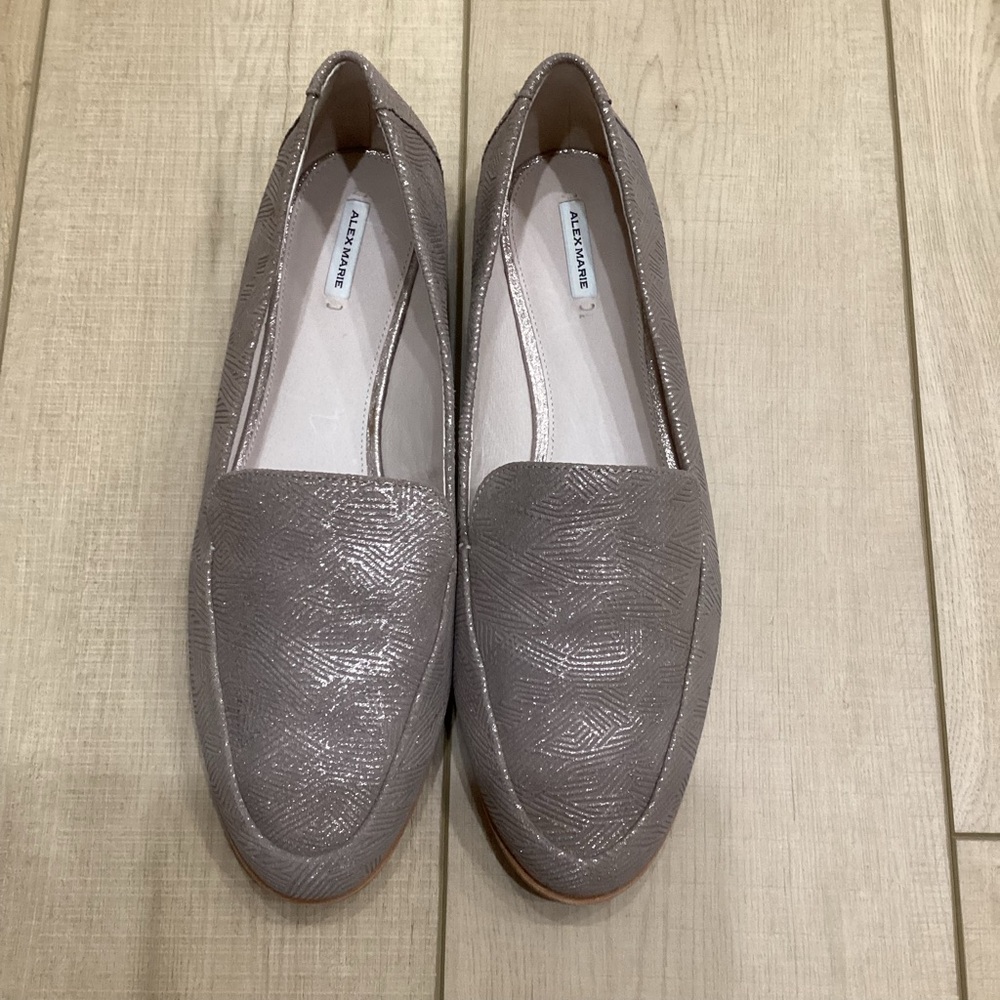 Alex Marie Metallic Leather Loafers Woman’s Size 11B